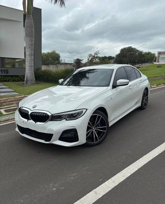 BMW 330e 2.0 16V TURBO HÍBRIDO M SPORT AUTOMÁTICO
